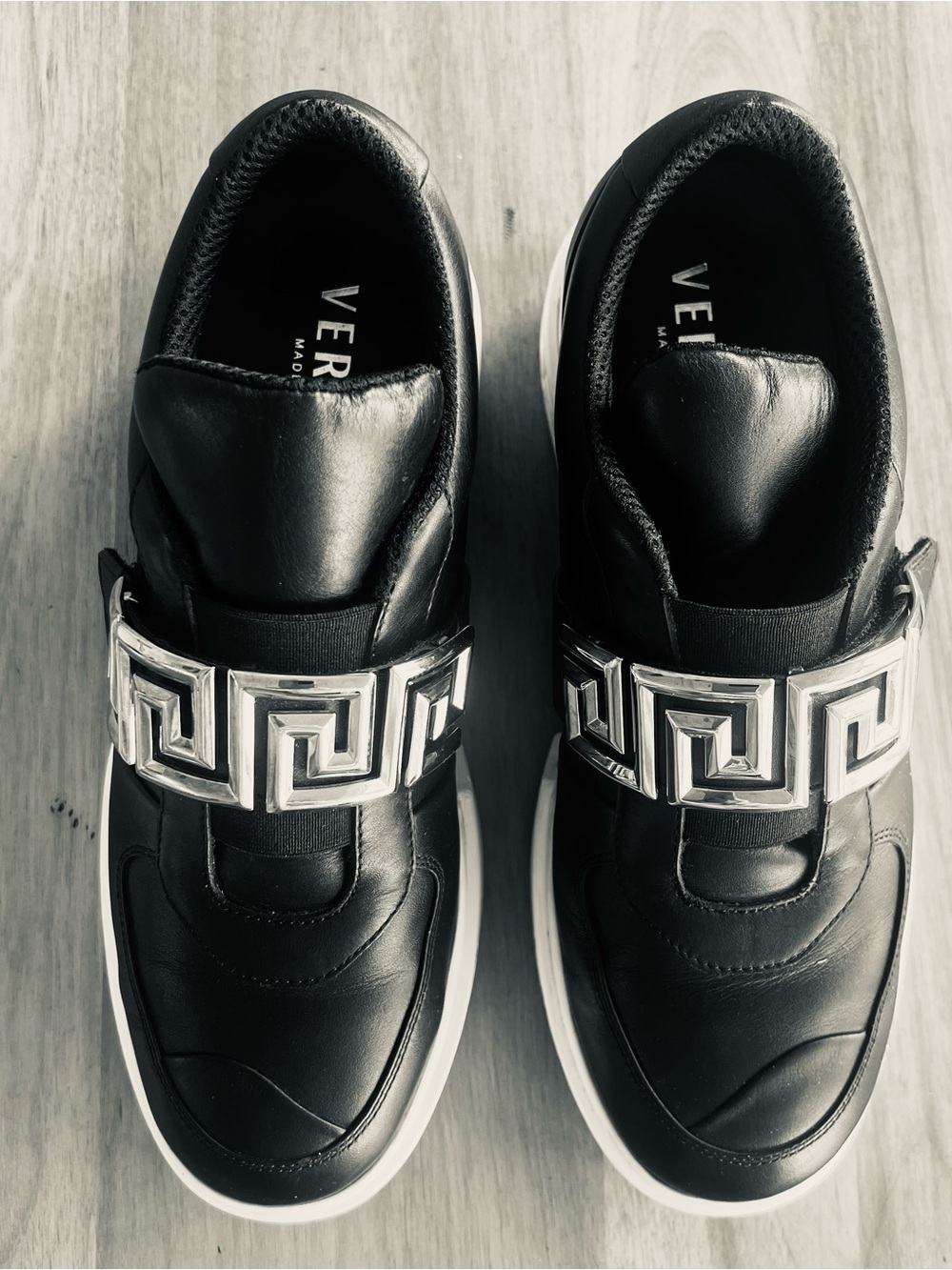 Chic Versace Greca Medusa Strap Sneakers Black Leather Platform Shoes